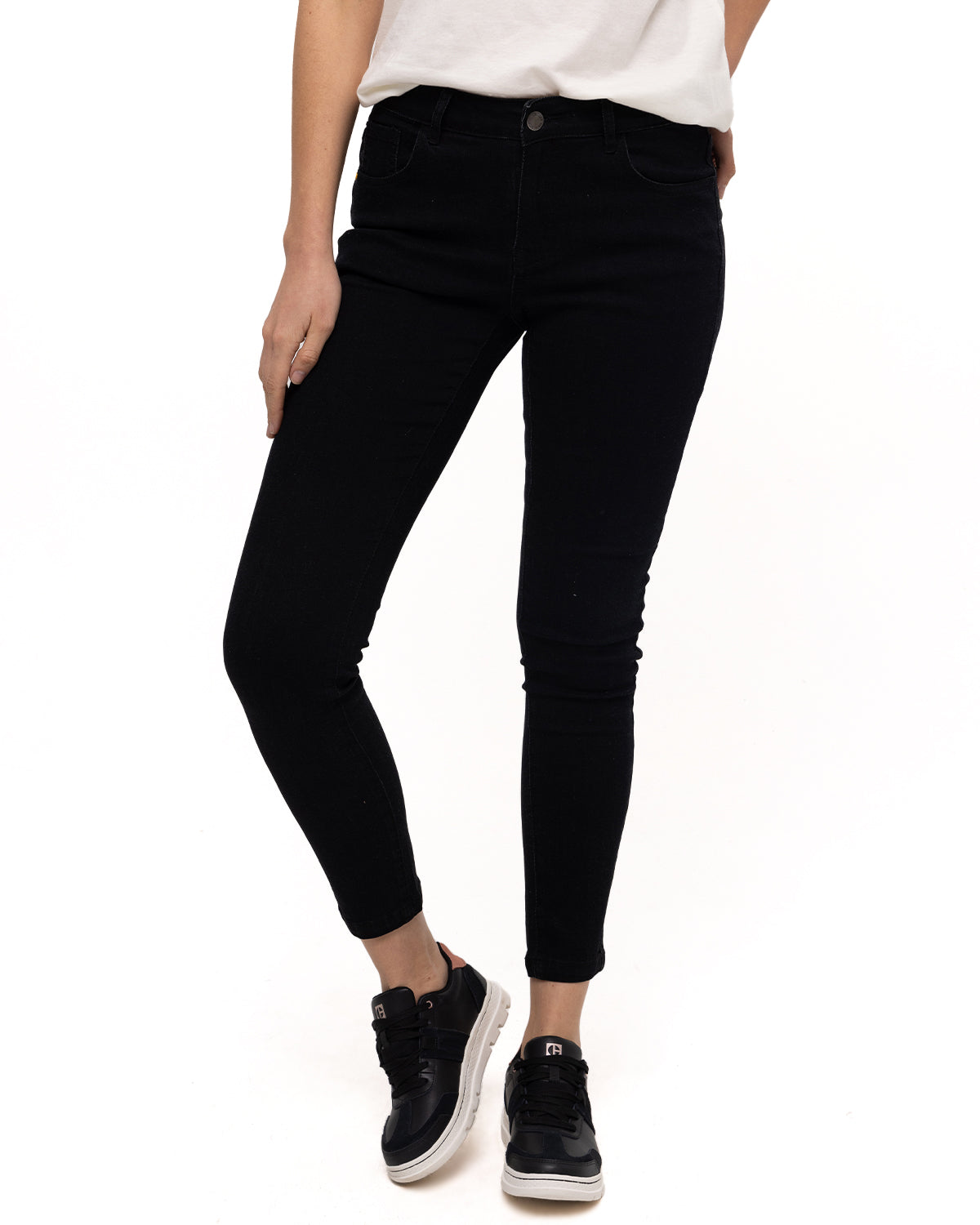 Pantalón Symbol Skinny Para Mujer Color Negro-1