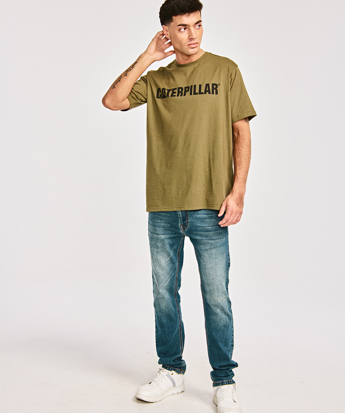 Camiseta Caterpillar Logo Tee Para Hombre Color Negro-2