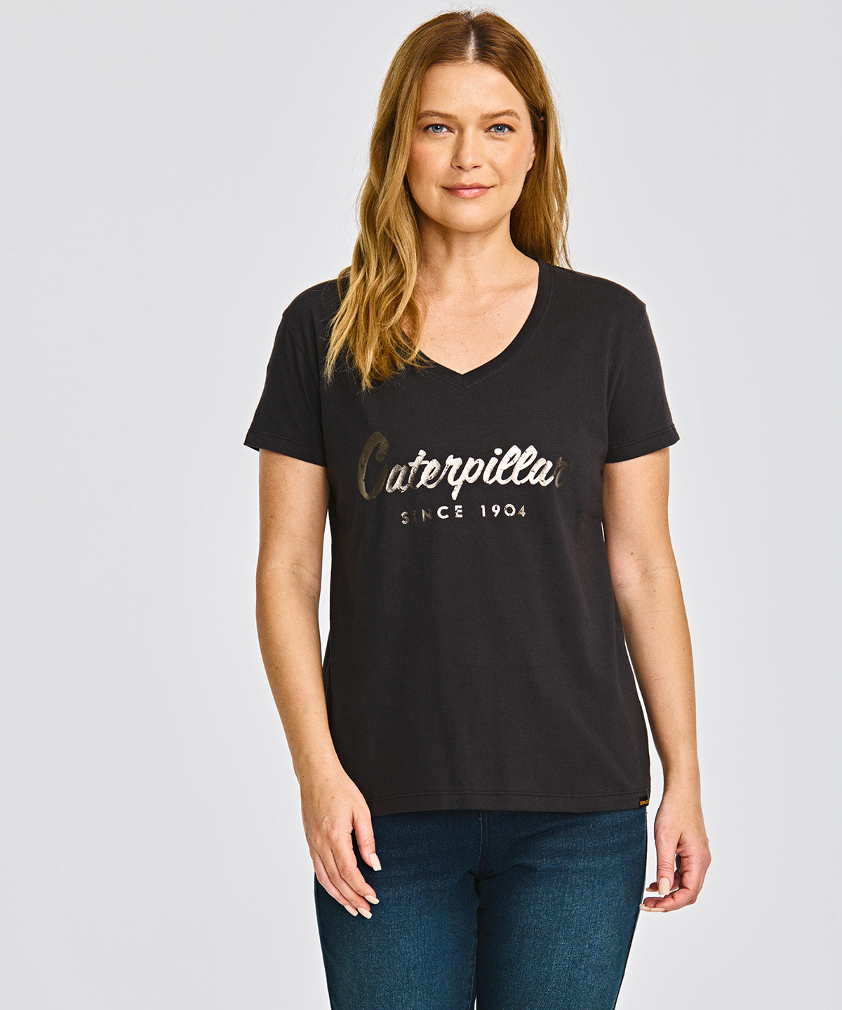 Camiseta Caterpillar Script V Para Mujer Color Negro-1