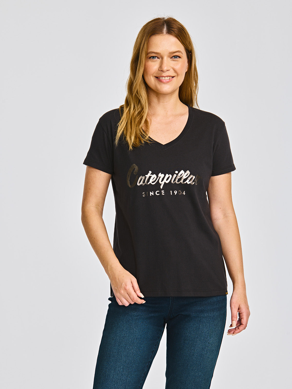 Camiseta Caterpillar Script V Para Mujer Color Negro-2