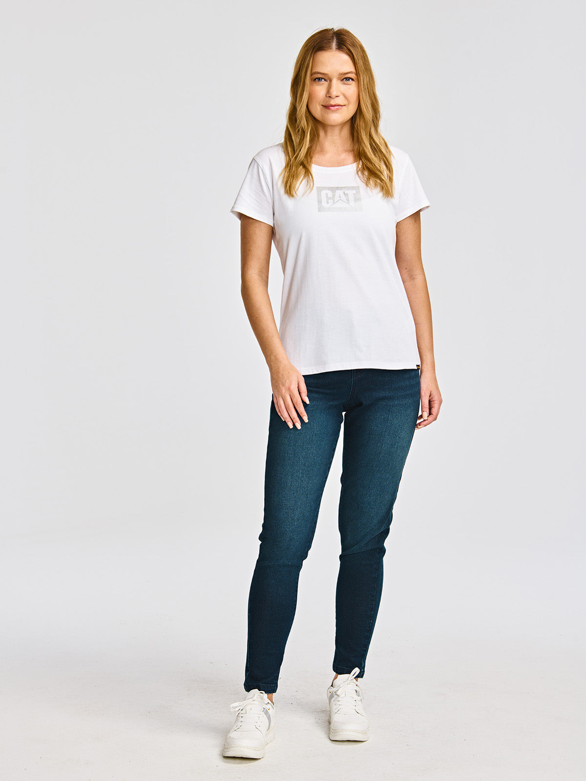 Camiseta Metallic Cat Logo Te Para Mujer Color Blanco-5