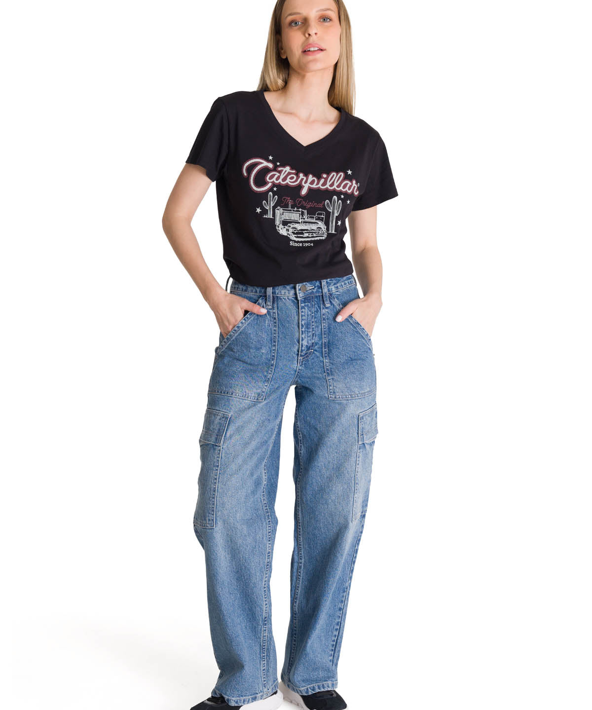 Camiseta V-Neck Graphic Tee 1 Para Mujer Color Negro-5