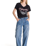 Camiseta V-Neck Graphic Tee 1 Para Mujer Color Negro-5