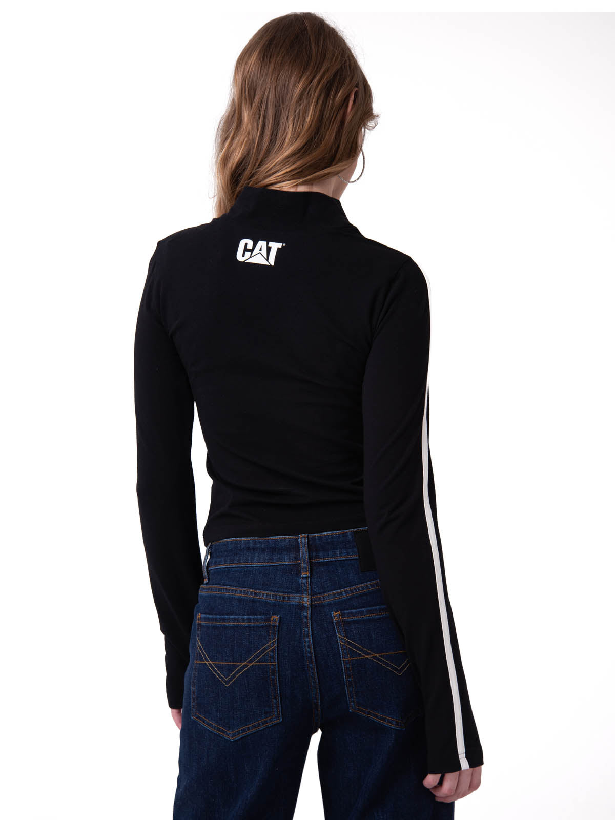Camiseta Sporty Mock Neck Manga Larga Mujer Color Negro-3