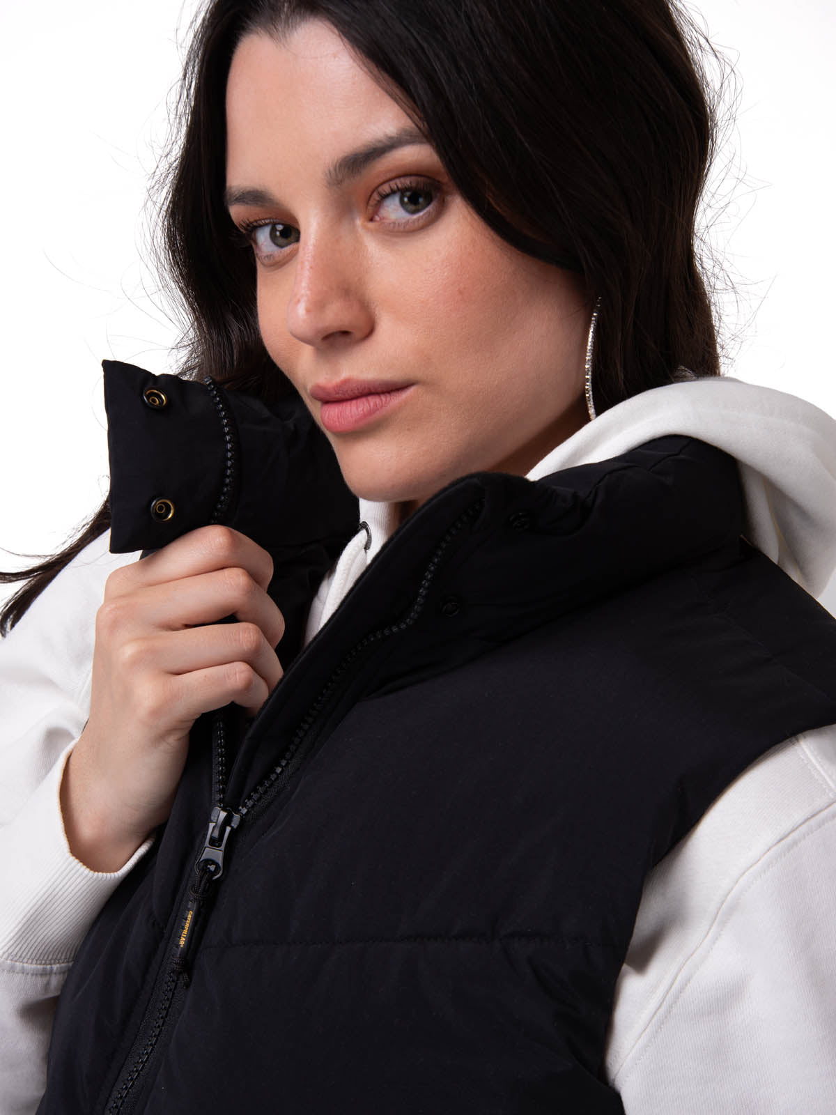 Chaleco Cropped Puffer Vest Mujer Color Negro-3