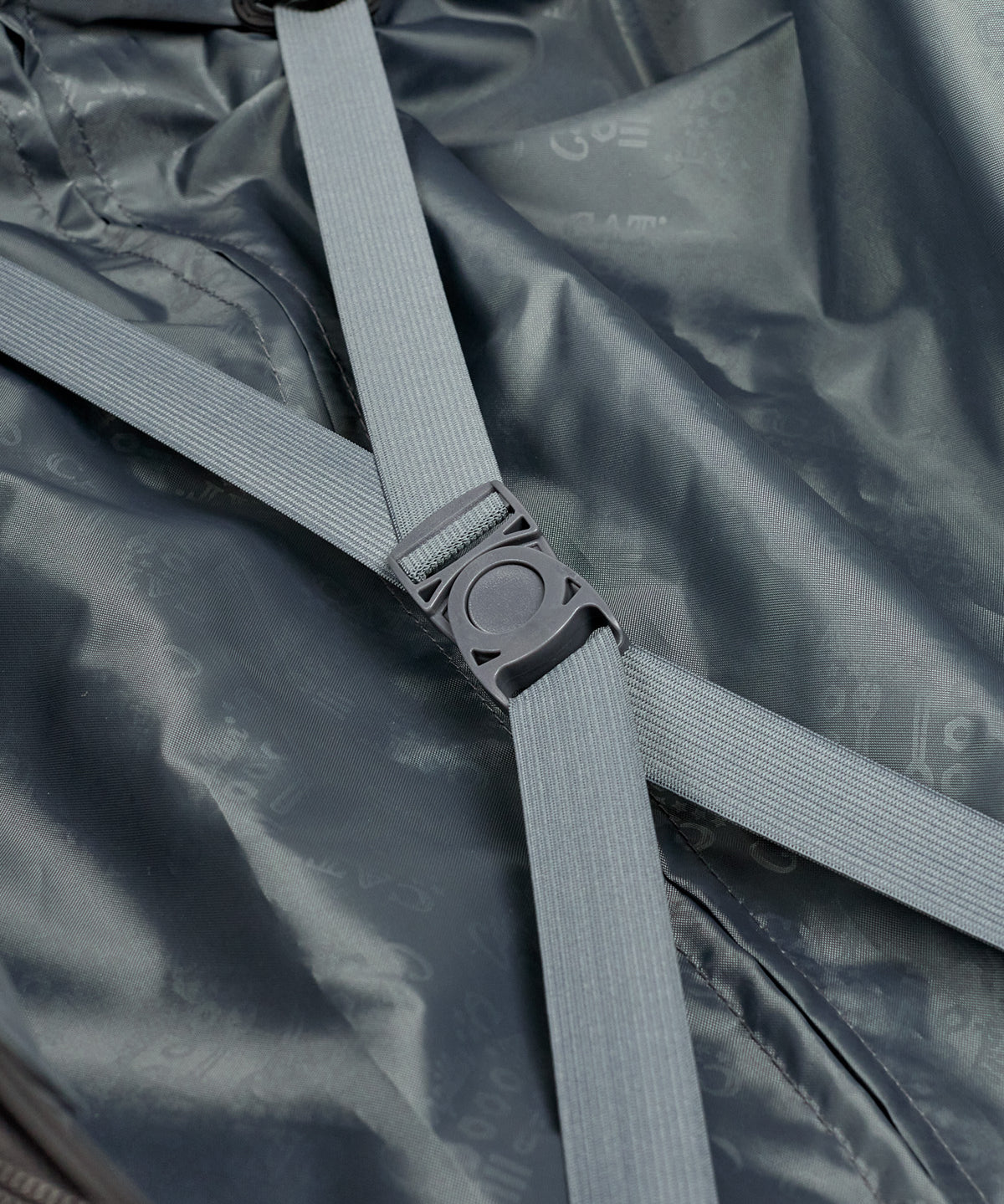 Maletas Industrial Plate Tru Unisex Gris-8