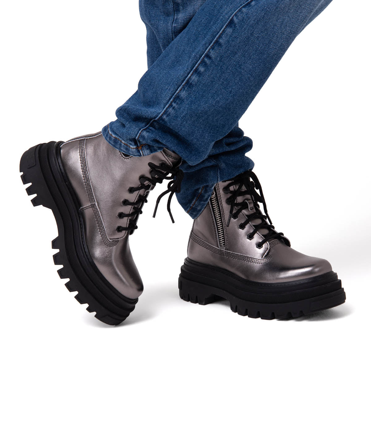 Botines Lifestyle Bolder Zip Para Mujer Color Gris-2